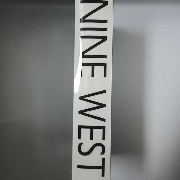 NINE WEST men's dress shirt slim fits.** Firm price. - Picture 9 of 11